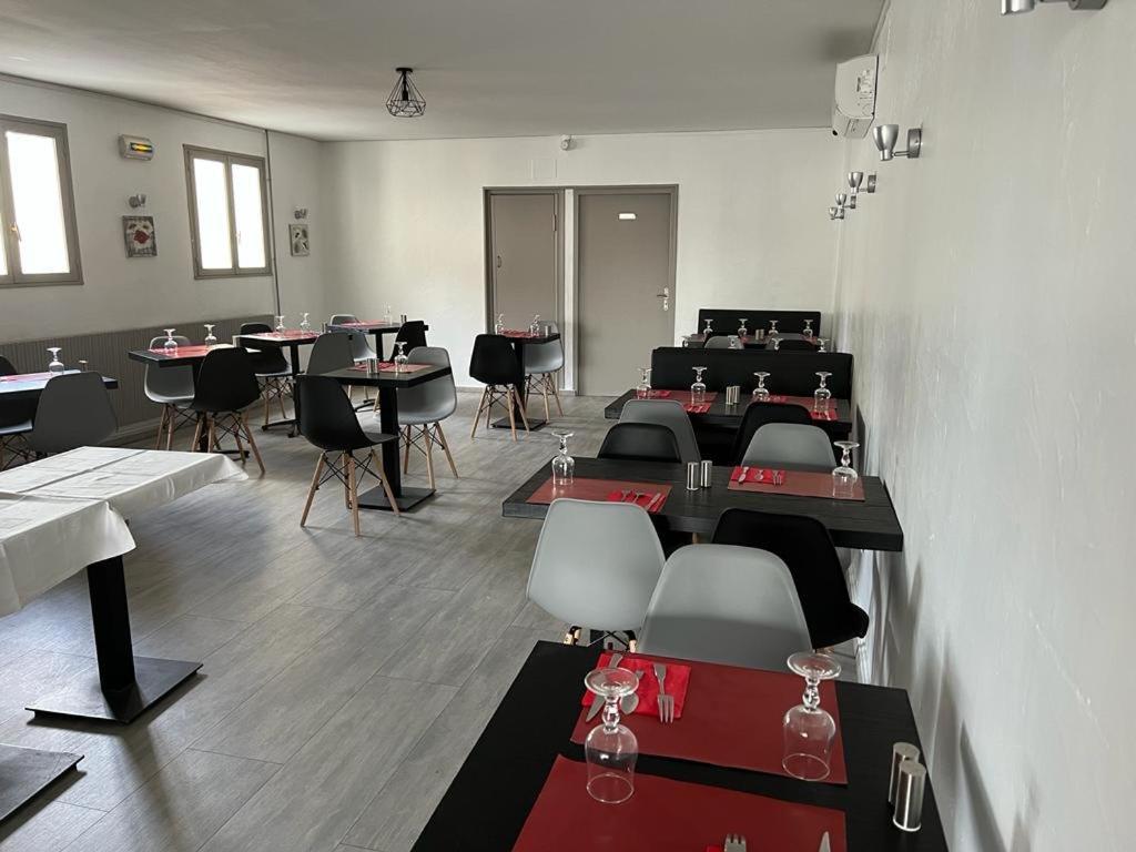 Hotel Restaurant Le Picardie Chauny 外观 照片